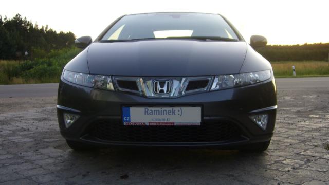 Civic pri zapadu slunce :)