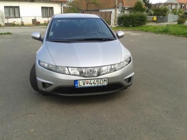 310899_4916530592938_874938957_n