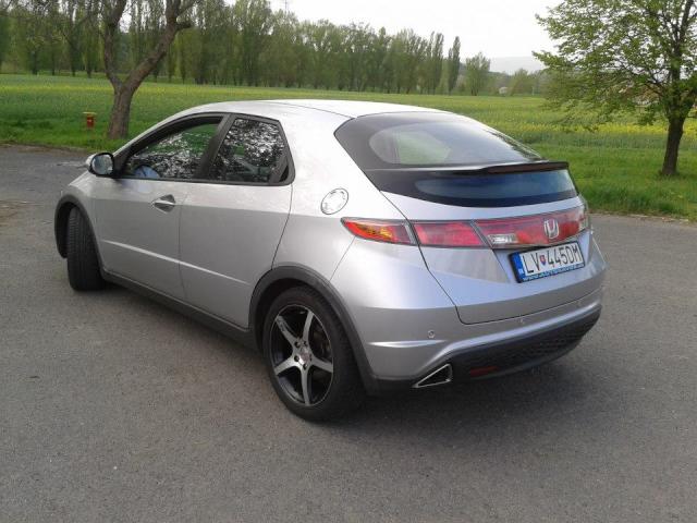 575347_4916530912946_1962251382_n