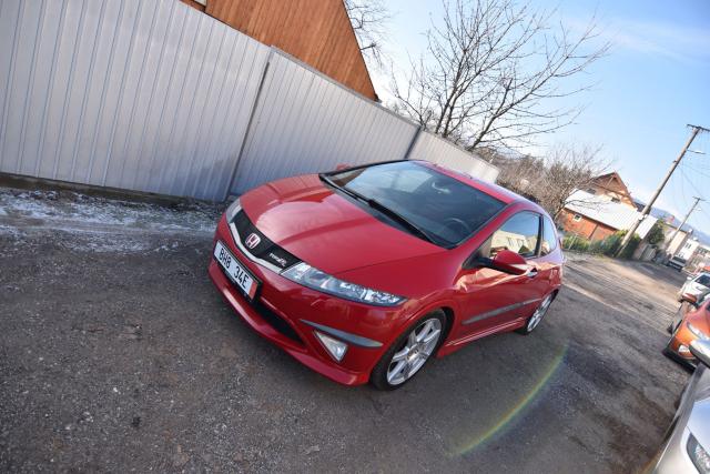 15629062_1527369850610696_999172736_o